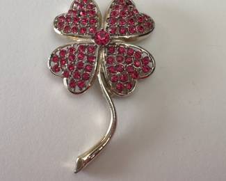 Jewelry Lot #13 Sarah Coventry clover brooch 3"