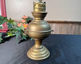 Early 20th C. brass oil lamp base, very heavy, unmarked 10"H