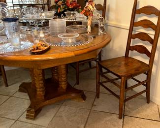 Oak dining table with 2 leaves,  6 ladder-back chairs