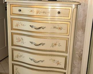 "Drexel" Lingerie chest (Vintage)