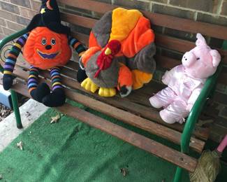 Bench, stuffed animals
