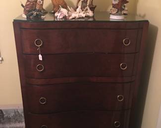 Chest of drawers