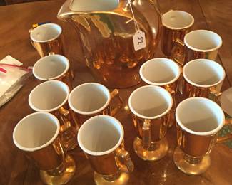 Hall pitcher & mugs