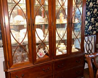 Thomasville China Cabinet