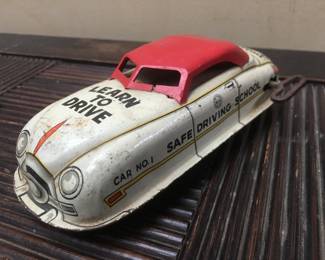 Marx Tin Toy Learn to Drive Wind up Car (1950's)