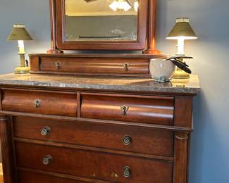 Chest of drawers with mirrored topper "Bassett"