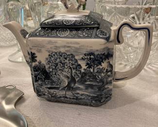 Tea Pot blue and white 