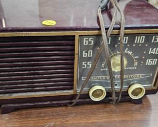 VINTAGE RADIO