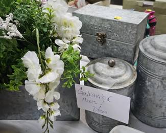 GALVANIZED DECOR