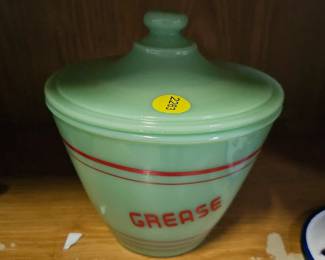 JADEITE GREASE DISH