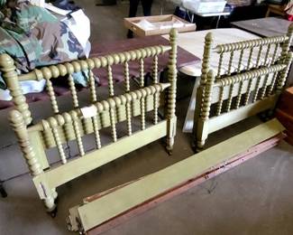 jenny lind twin beds