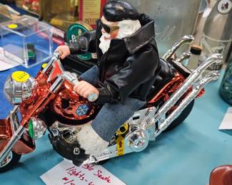 MOTORCYCLE SANTA