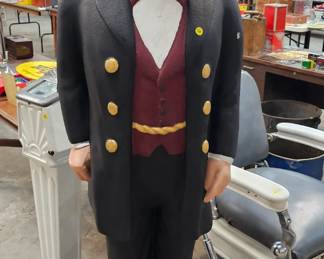 JACK DANIEL'S STATUE