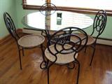 Sweet wrought-iron dinette set
