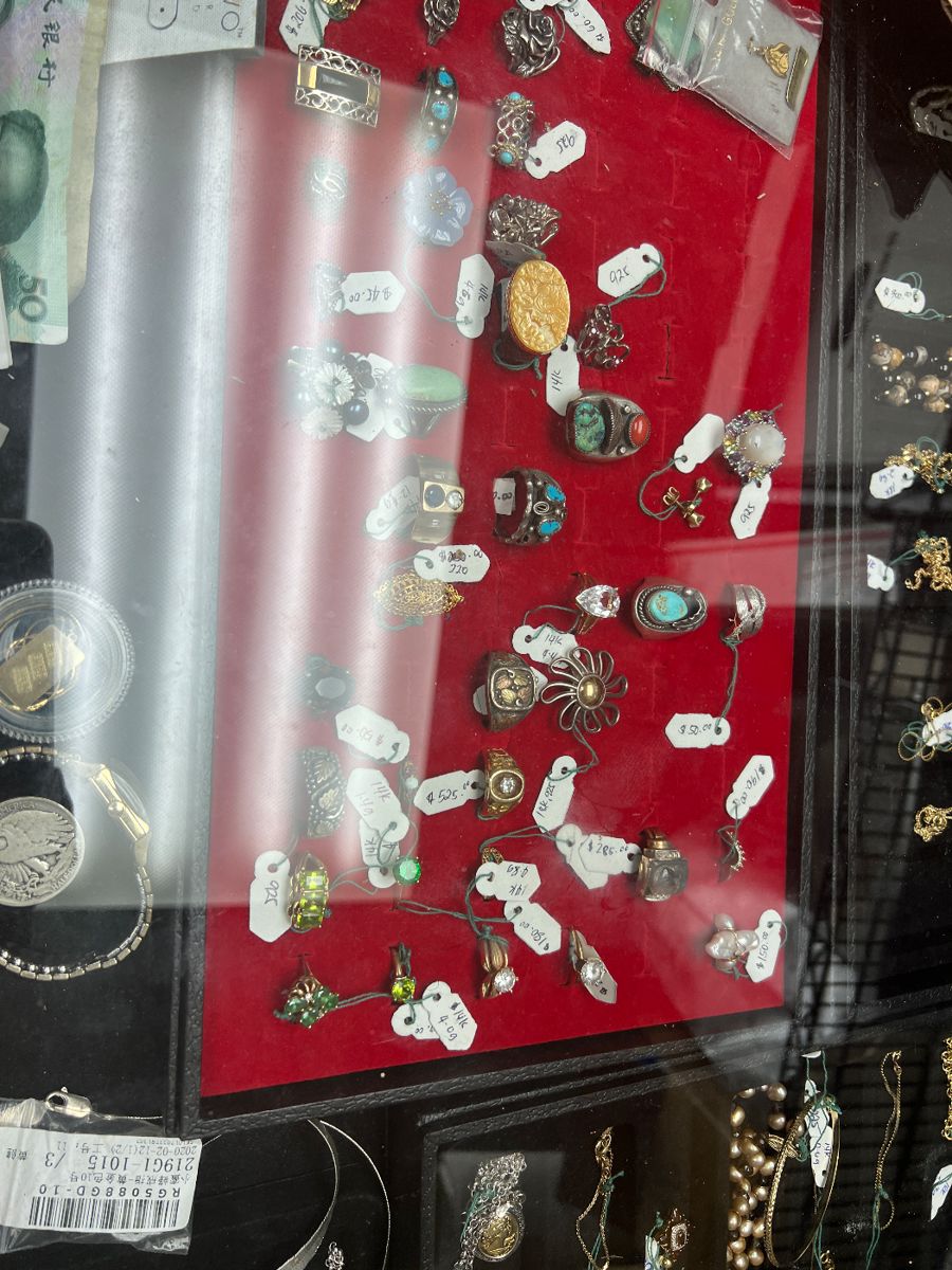 VeteranEstateSales Apple Valley Estate... starts on 11/18/2023