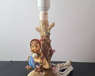 Vintage Goebel M.I. Hummel LAMP "Apple Tree Girl" from West Germany #229