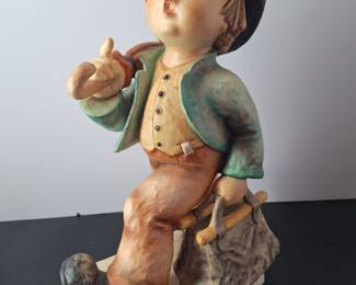 "MERRY WANDERER" GOEBEL M.I. HUMMEL PORCELAIN FIGURINE 11 Inch 7/III