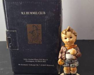 4" 1989 Exclusive Edition No. 554 "Cheeky Fellow"