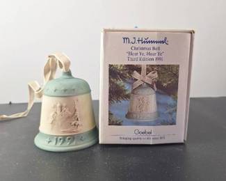 M.J. Hummel Third Edition 1991 Hear Ye, Hear Ye" Christmas Bell