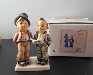 Goebel Hummel Figurine "DUET" No. 130 -Signed 1991