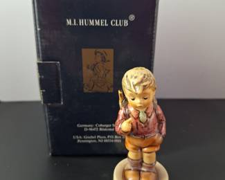 Goebel M.I. Hummel Club EXCLUSIVE EDITION-"ONE, TWO, THREE" - Hum 555