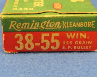 Lot 206. 20 mixed 38-55 Winchester rounds in a vintage Remington Kleanbore box