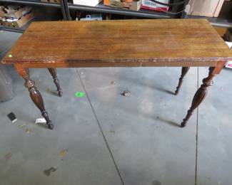 Lot 499. Sofa table 46x27x17"