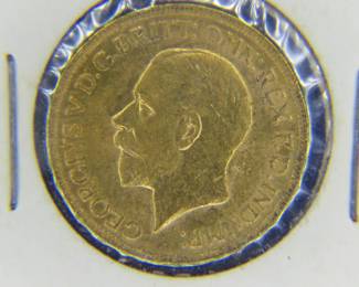 Lot 17. King George V 1932 Gold Sovereign coin. 7.98 grams of 91 2/3rd fine gold