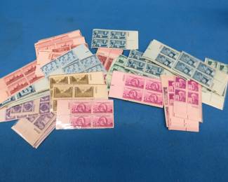Lot 100. Over 100 US commemorative plate blocks from the 1940s