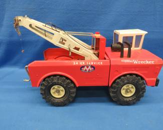 Lot 46. Vintage Tonka metal wrecker