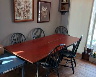 Antique Robert Peterson custom dining table with five chairs and two leaves