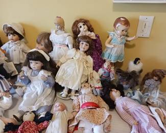 Antique dolls and reproduction dolls