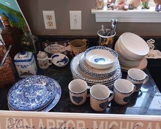 Blue transfer where heart ceramic China