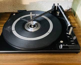 Vintage Panasonic Vinyl Turntable.
