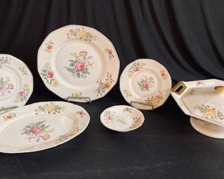 Community China Bouquet. 16 Pieces.
