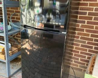 Apartment Size Whirlpool Refrigerator. Great Working Condition!