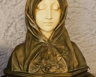 Traditional Statue (Madonna Bust Figure). Height - 12 Inches.