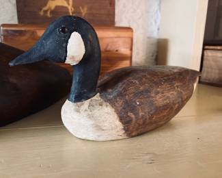 Hand Carved/Painted Wood Decoy.