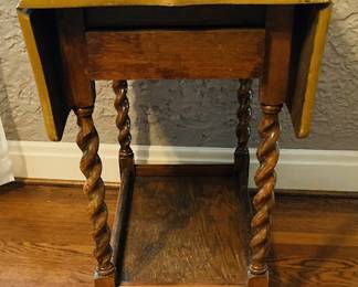 Antique 19th Century Drop Leaf Wood Table.