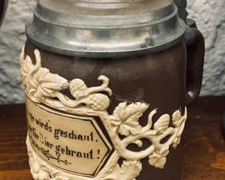 Vintage Villeroy & Boch Mettlach Lidded 1/2L German Beer Stein #1180.