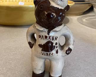 Cast Iron Parker Vises Bear, ask at the register if interested 