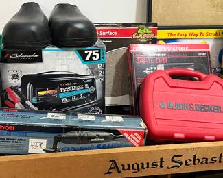 Drills, Battery charger