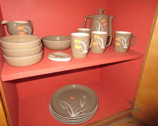 Partial Winfield "Desert Dawn" set.