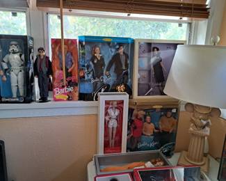 BARBIE, STARWARS, HARRY POTTER PLUS MANY OTHERS, MICKEY MOUSE LAMP