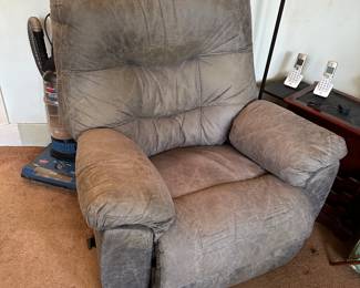 Big recliner 