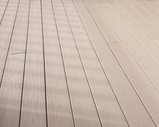 Trex decking - tan