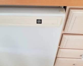 GE under cabinet fridge