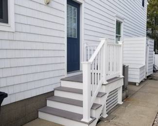 Landing & stairs; entry door