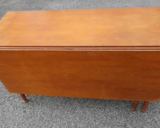 Sheraton Drop Leaf Swing Leg Table