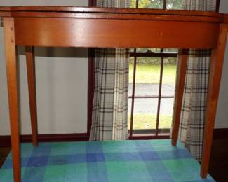 Early Country Pine and Birch Gaming Table